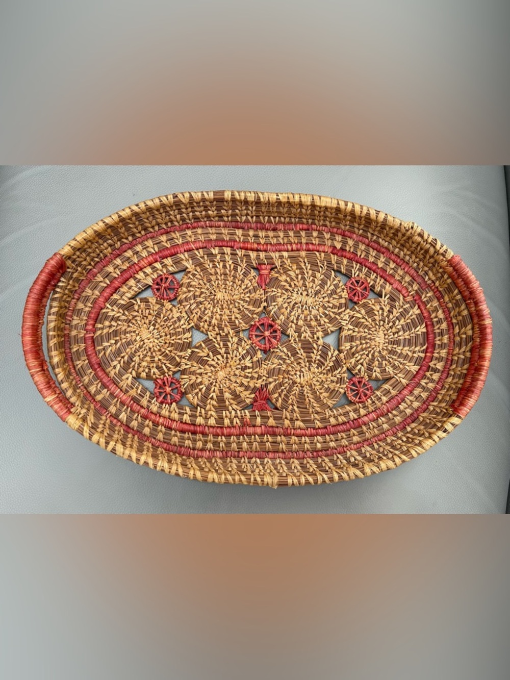 VTG Native American Handcrafted Pine Needle Basket w/Pinwheel Design